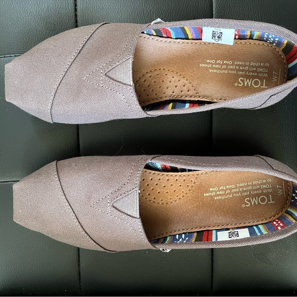 Gray women’s classic canvas Tom’s, size 7 - Picture 3 of 6